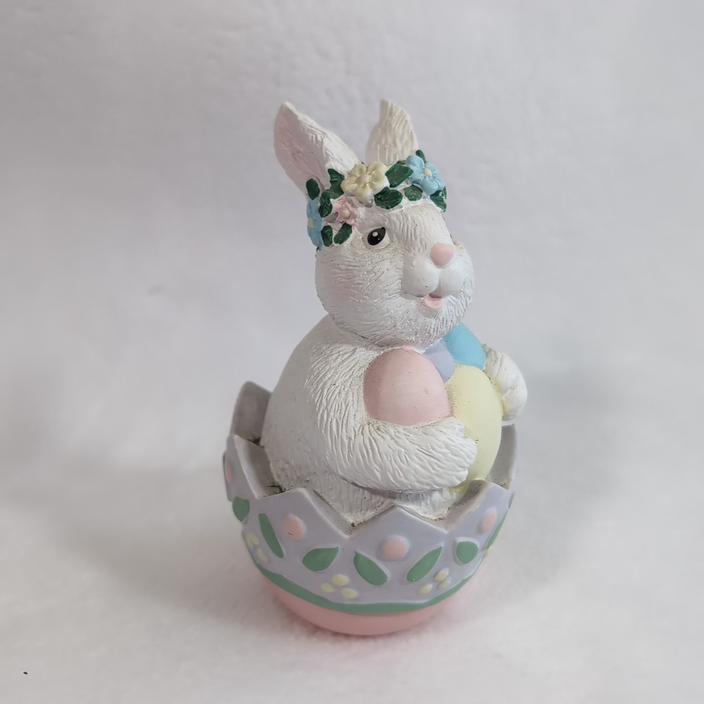 MJD‎ Designs Easter Bunny Figurine White Rabbit Floral Crown Pastel Egg 1991